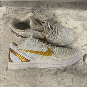 Kobe size 12 Sample
